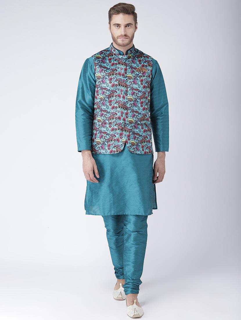 green solid kurta pyjama set with green floral nehru jacket - 17585939 - Zoom Image - 1