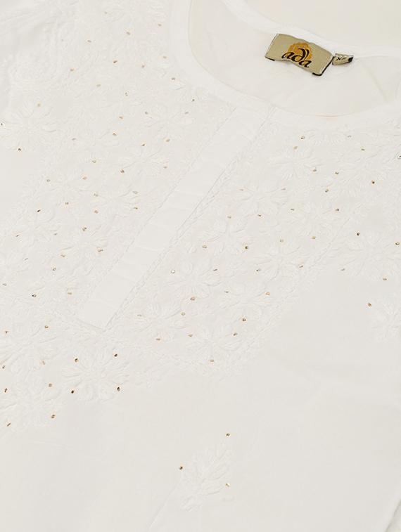 ada hand-embroidered white chikankari kurti with muquish work - 17586617 - Zoom Image - 5