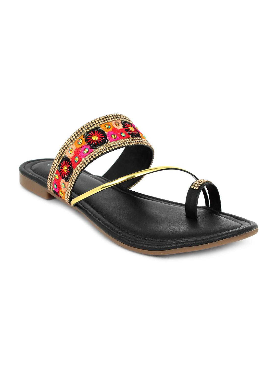 black synthetic slip on kolhapuris - 17591883 - Zoom Image - 1