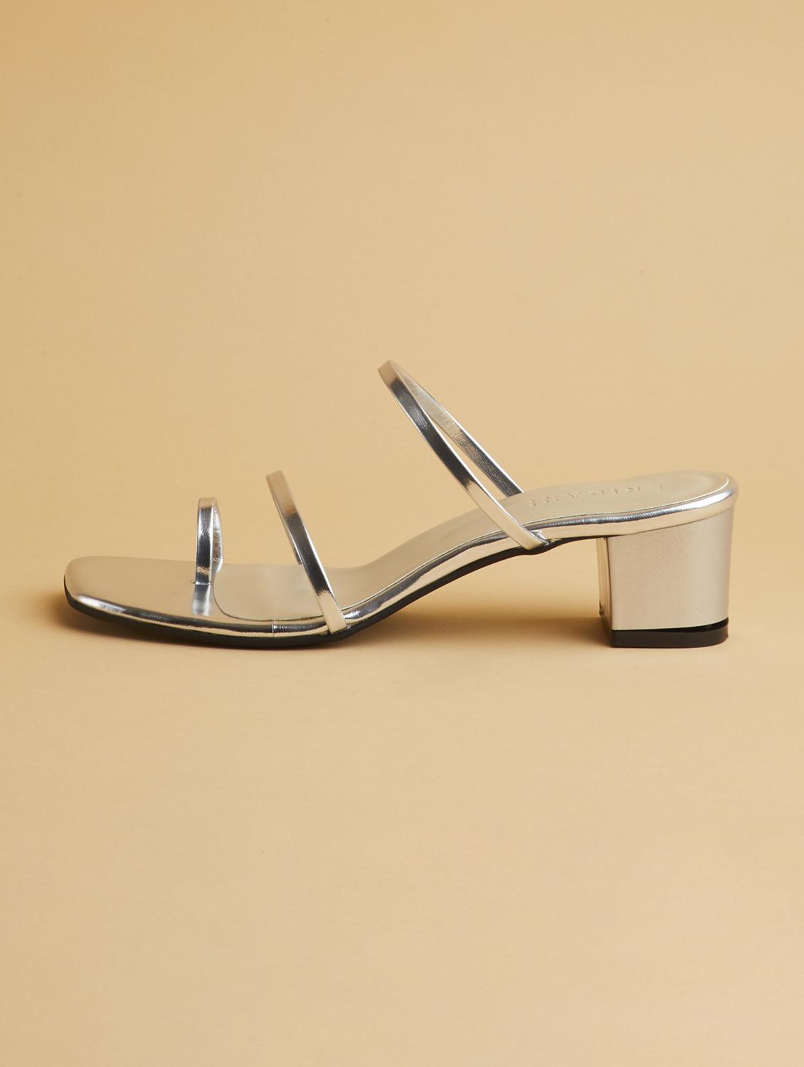 toe separator heel sandals - 17592710 - Zoom Image - 3