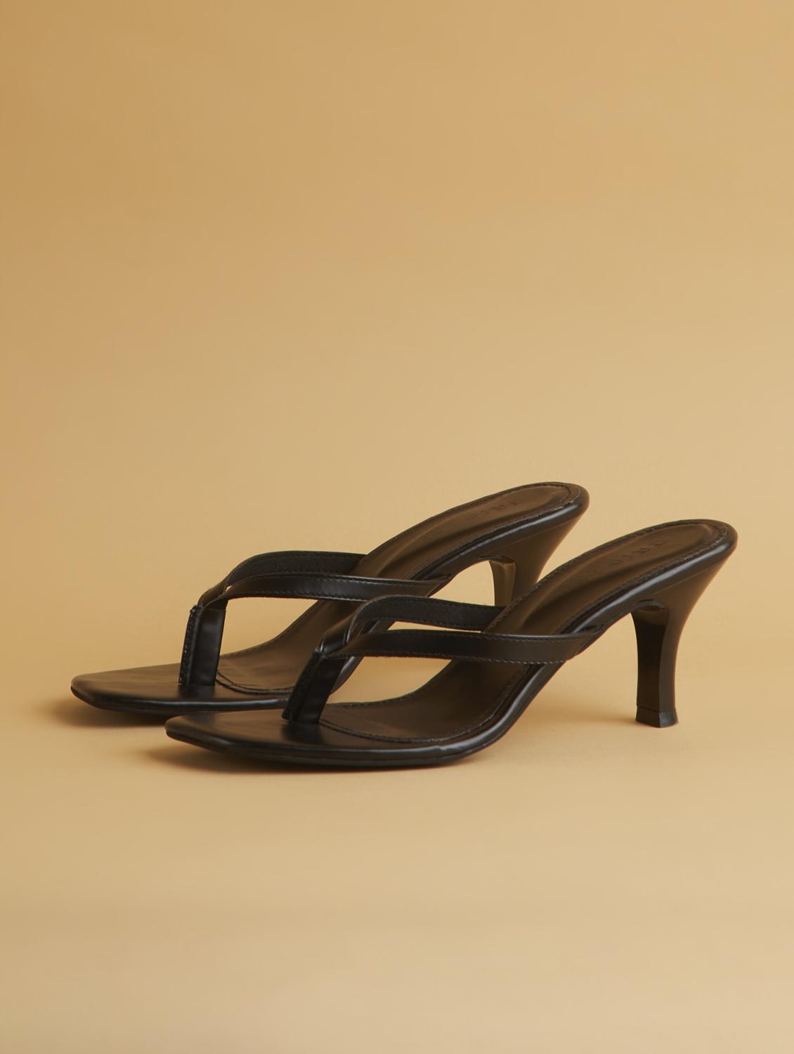 black t-strap sandals - 17592721 - Zoom Image - 1