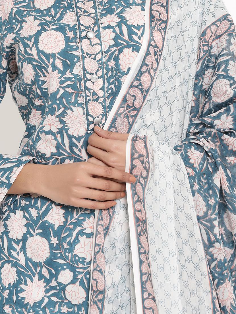 floral suit set - 17596017 - Zoom Image - 4