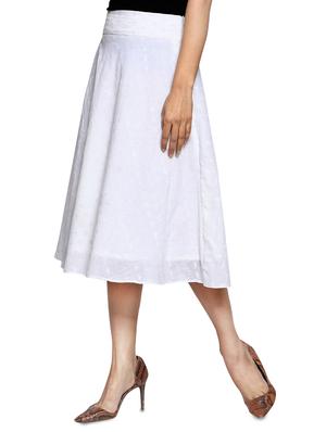 white solid flared skirt - 17596151 - Standard Image - 2