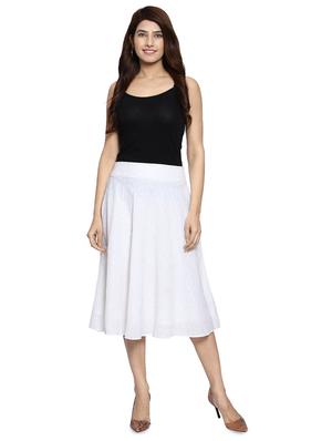 white solid flared skirt - 17596151 - Standard Image - 4