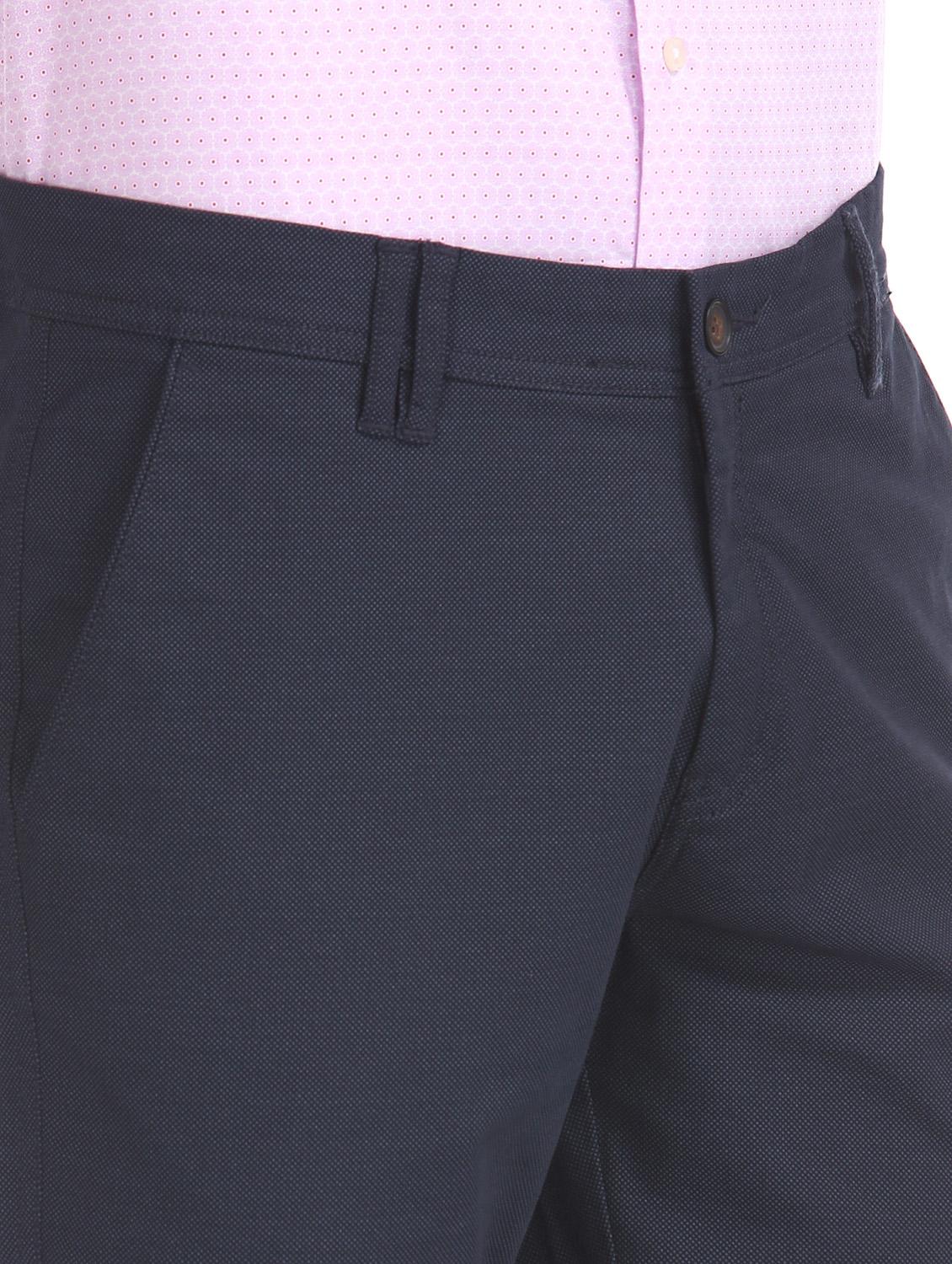 navy blue solid chinos trouser - 17597687 - Zoom Image - 5