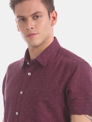 maroon printed casual shirt - 17597918 - Standard Image - 5