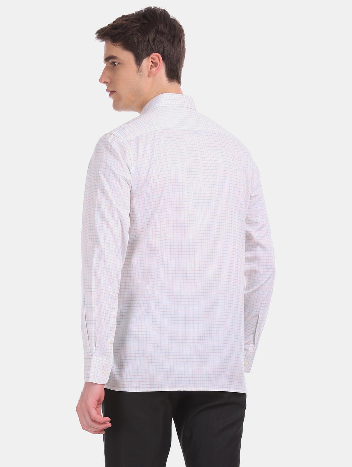 white checkered formal shirt - 17598086 - Zoom Image - 4