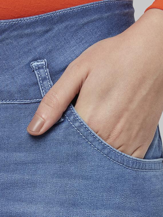 mid rise distressed jeans - 17608755 - Zoom Image - 5
