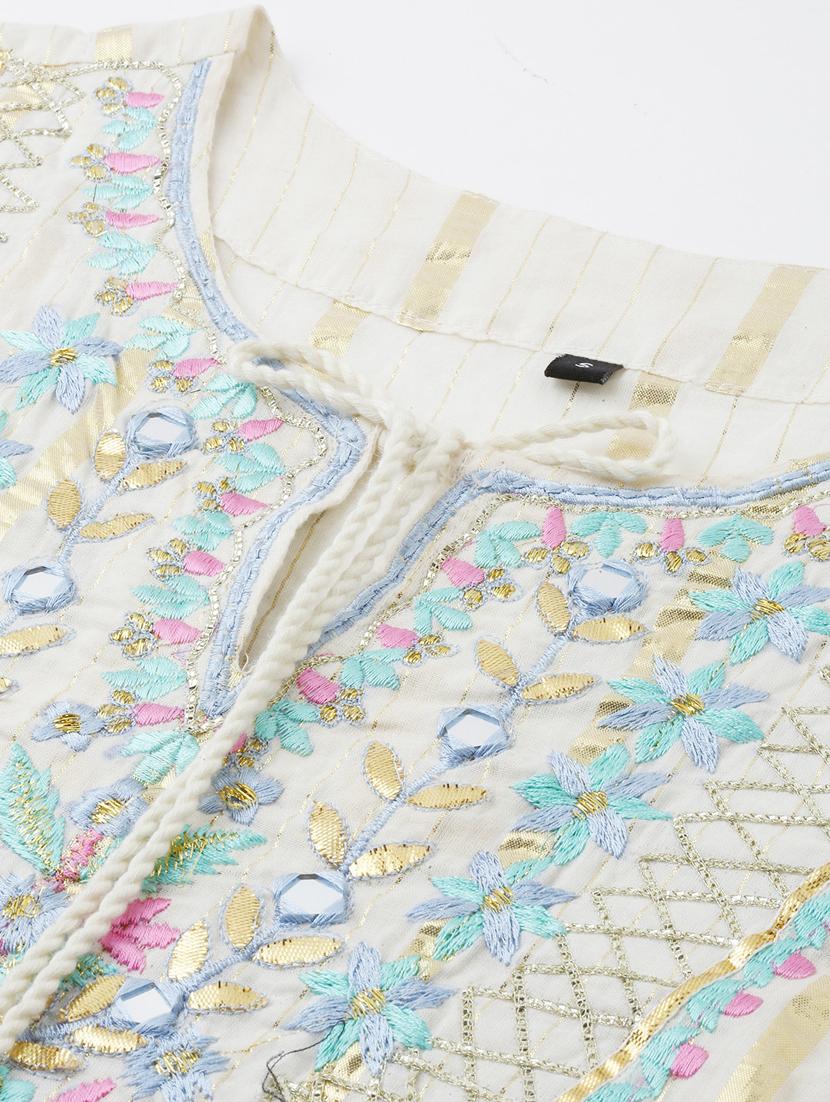 offwhite cotton anarkali kurta - 17611380 - Zoom Image - 4