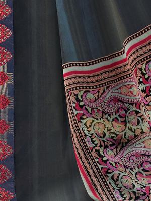 floral printed saree with blouse - 17611808 - Standard Image - 3