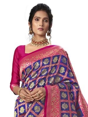 jacquard woven saree with blouse - 17611858 - Standard Image - 2