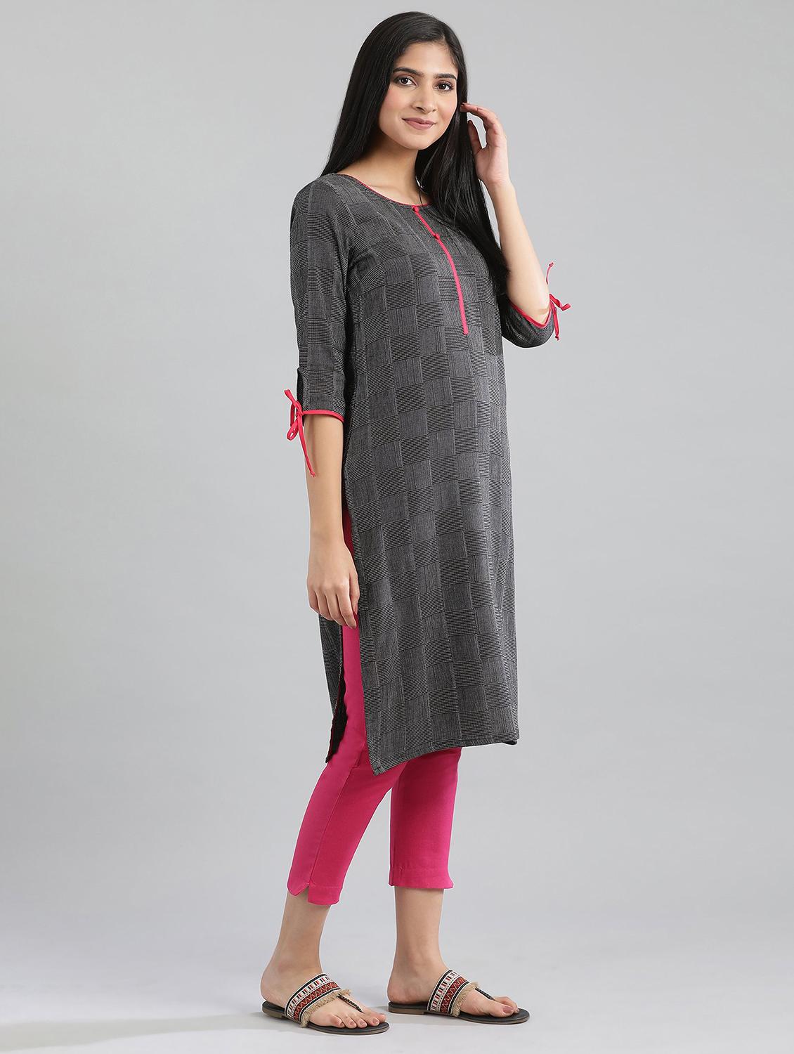 black cotton printed straight kurta - 17613218 - Zoom Image - 2