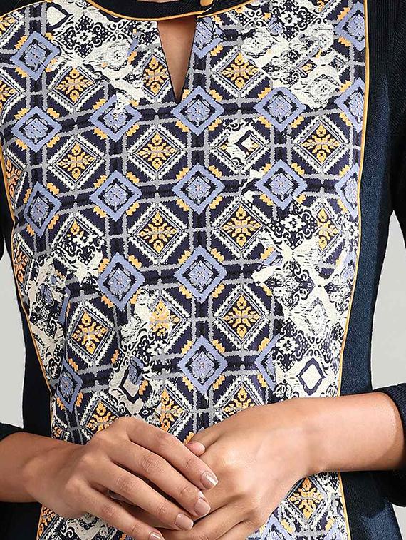 navy printed straight kurta - 17613293 - Zoom Image - 5