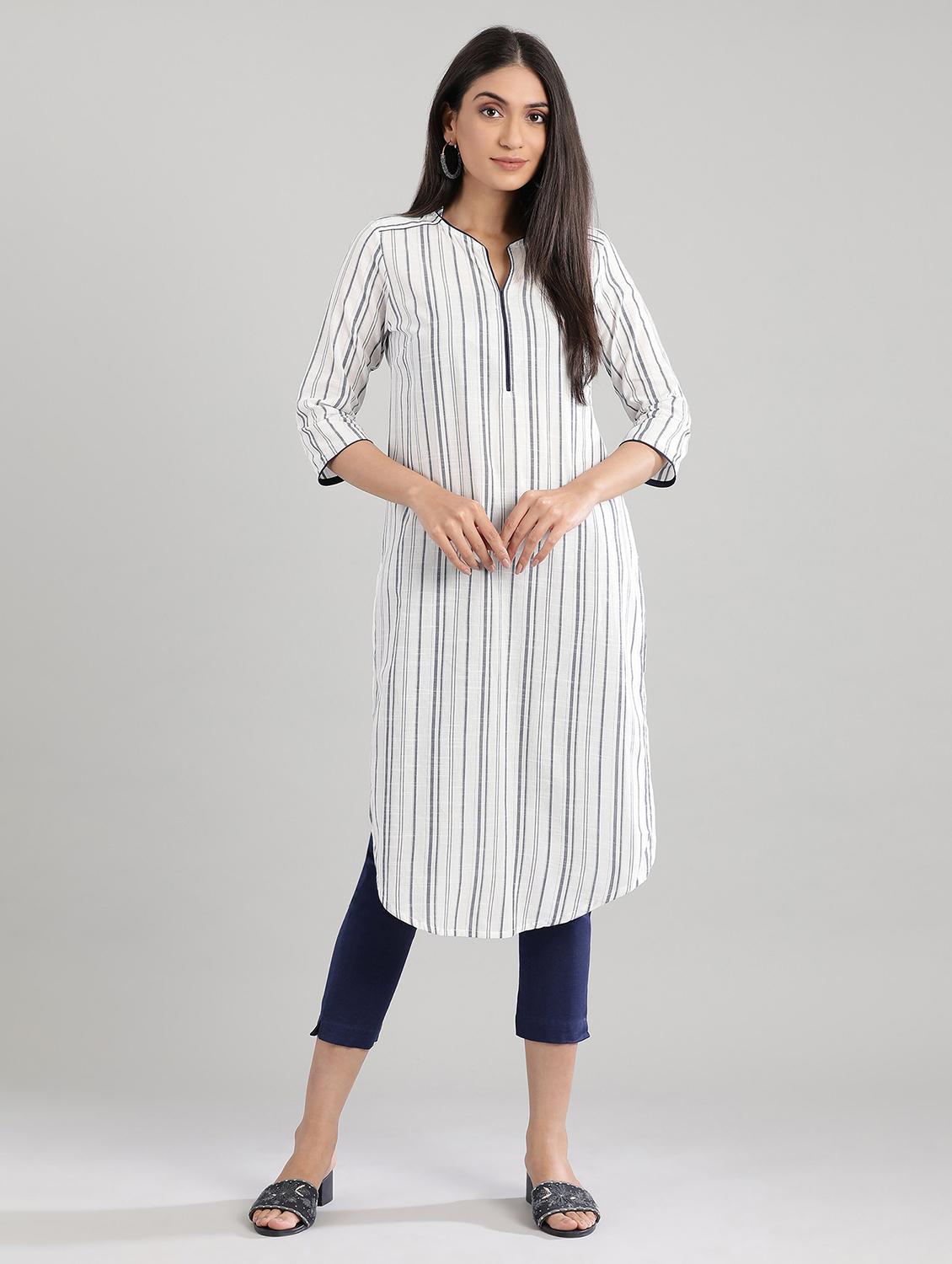 offwhite cotton straight kurta - 17613769 - Zoom Image - 2