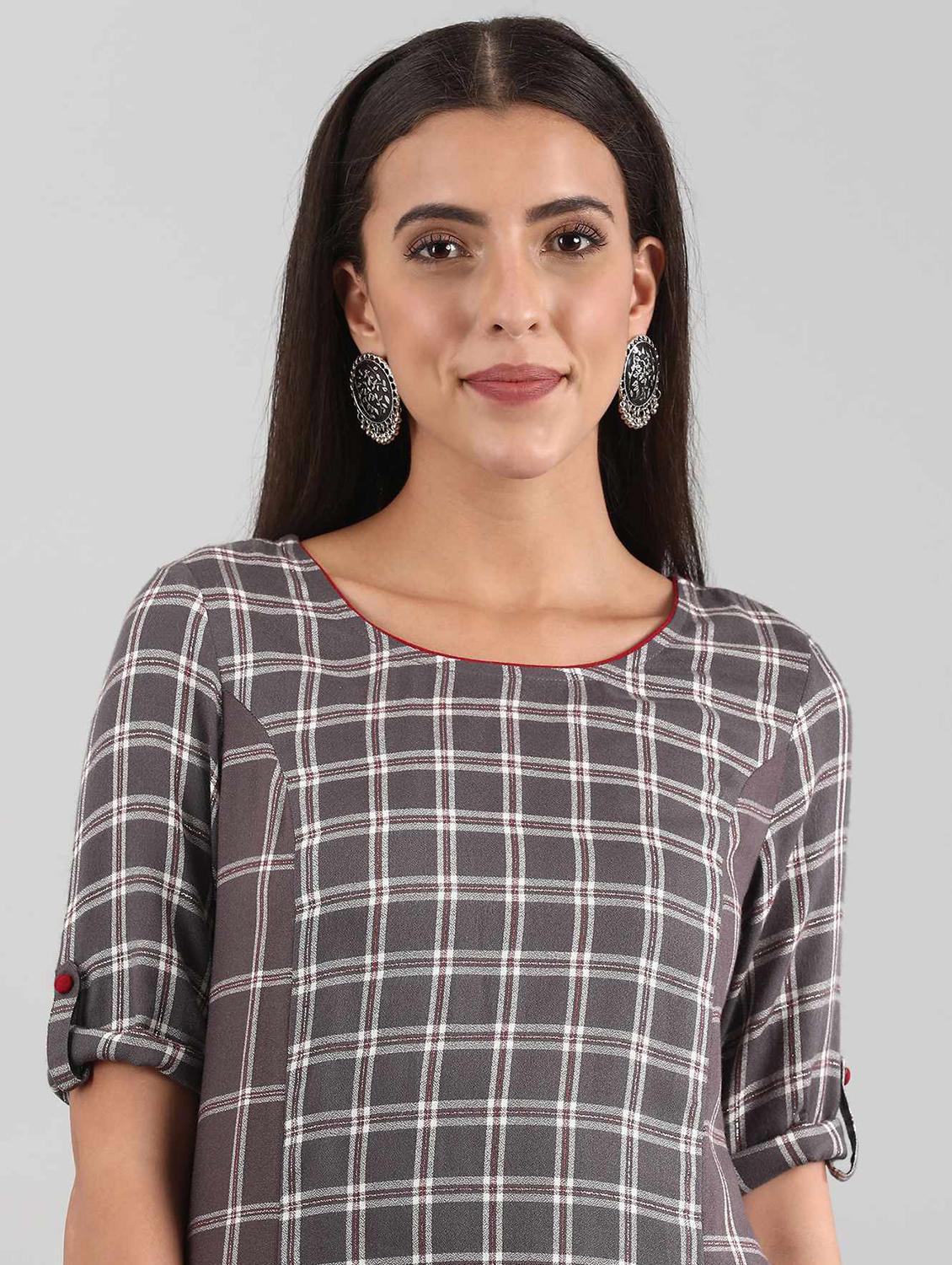 grey viscose straight kurta - 17614186 - Zoom Image - 4