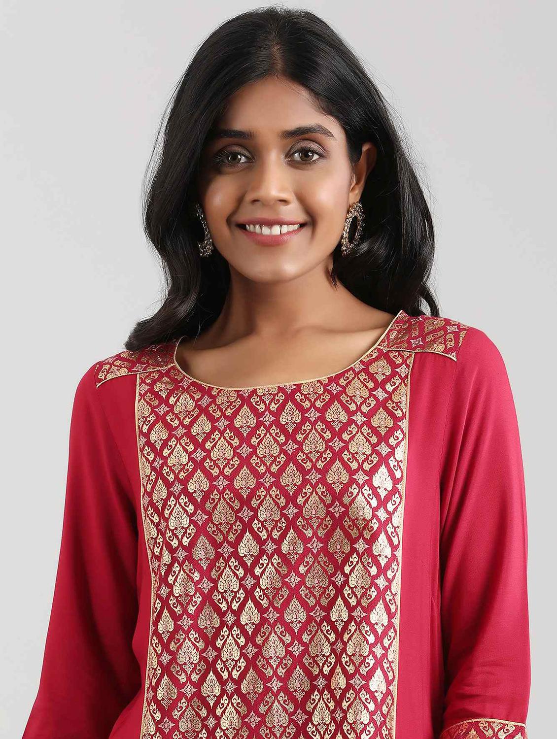red viscose straight kurta - 17614240 - Zoom Image - 4