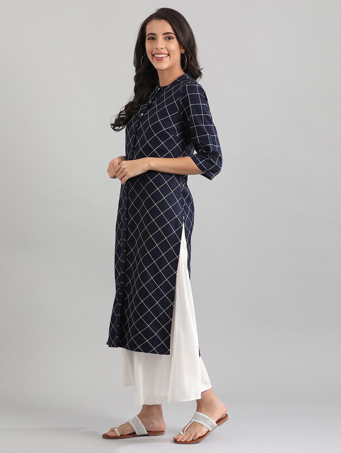 blue cotton blend straight kurta - 17614259 - Zoom Image - 2
