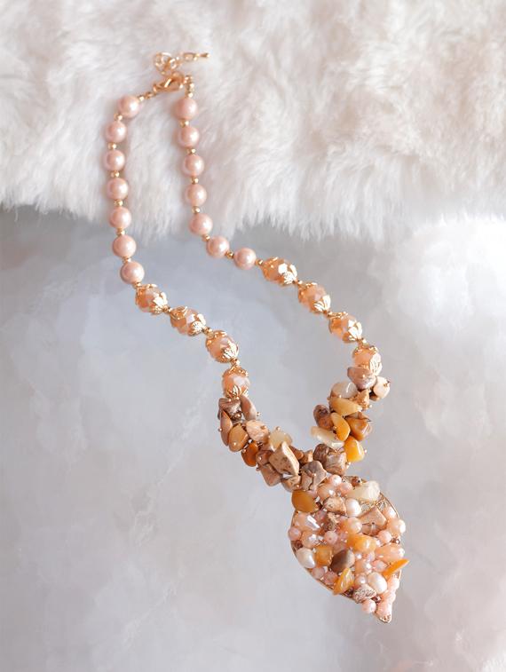 white metal statement necklace - 17615045 - Zoom Image - 1
