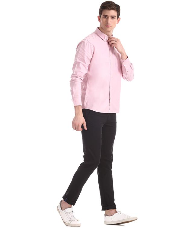 pink solid casual shirt - 17616391 - Zoom Image - 4