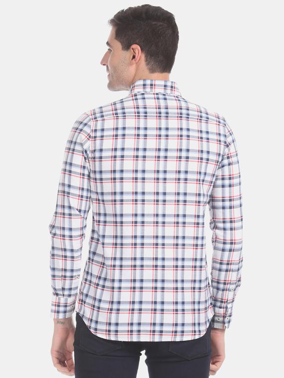 white checkered casual shirt - 17616470 - Zoom Image - 3
