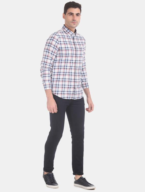 white checkered casual shirt - 17616470 - Zoom Image - 4