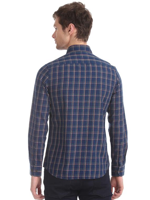 navy blue checkered casual shirt - 17616493 - Zoom Image - 3