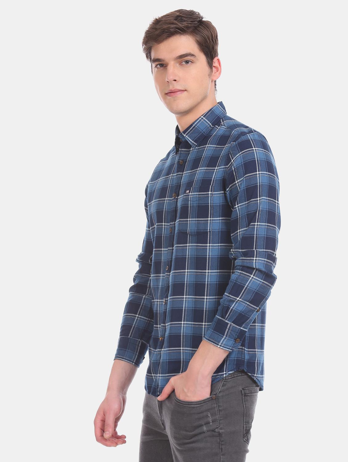 navy blue checkered casual shirt - 17616530 - Zoom Image - 3