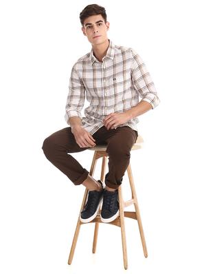 off white checkered casual shirt - 17617055 - Standard Image - 4