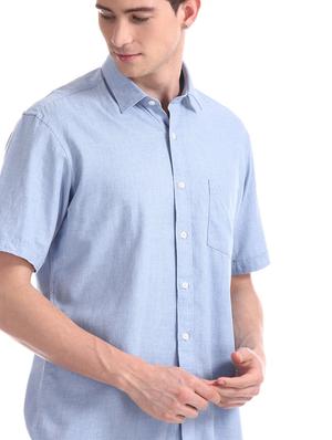 blue solid casual shirt - 17617091 - Standard Image - 5