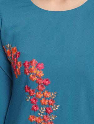 blue cotton blend straight kurta - 17617295 - Standard Image - 4