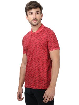 red camouflage polo t-shirt - 17617553 - Standard Image - 2