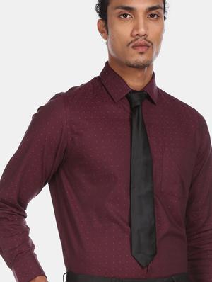 maroon self design formal shirt - 17618011 - Standard Image - 5