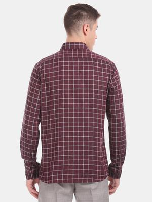 maroon checkered formal shirt - 17618088 - Standard Image - 4