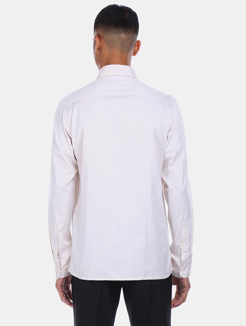 white self design formal shirt - 17618226 - Zoom Image - 3