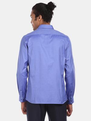 blue solid formal shirt - 17619091 - Standard Image - 4