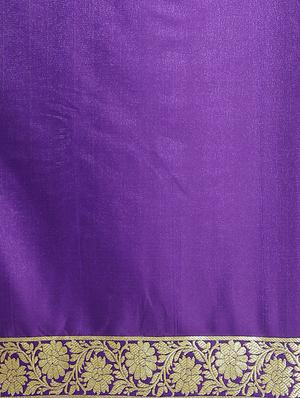red satin banarasi saree with blouse - 17619820 - Standard Image - 5