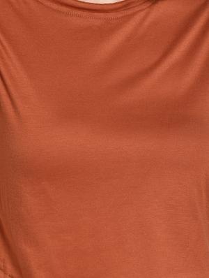 round neck solid top - 17619893 - Standard Image - 4