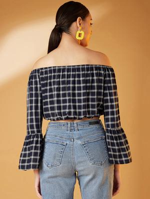 off shoulder checkered crop top - 17619902 - Standard Image - 3