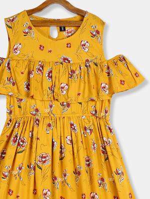 yellow viscose frock - 17620053 - Standard Image - 3