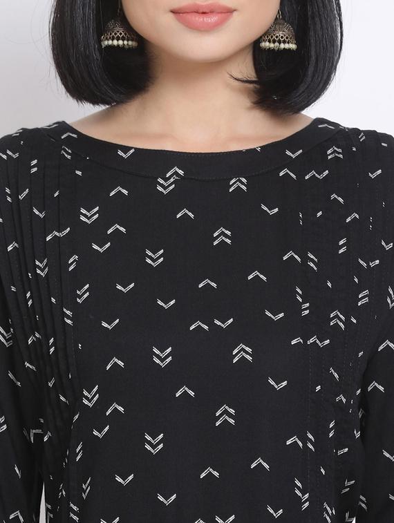 printed straight kurta - 17620679 - Zoom Image - 5