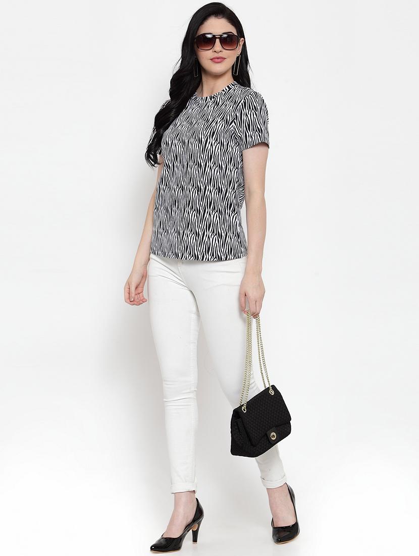 round neck printed tee - 17621238 - Zoom Image - 4