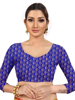 mustard silk blend banarasi saree with blouse - 17623266 - Standard Image - 3
