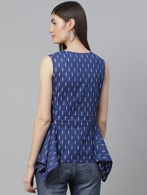 asymmetric hem printed top - 17623318 - Standard Image - 3