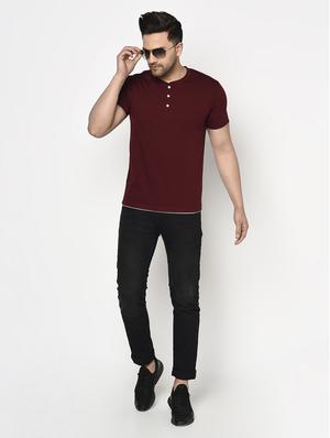 maroon solid t-shirt - 17623382 - Standard Image - 4