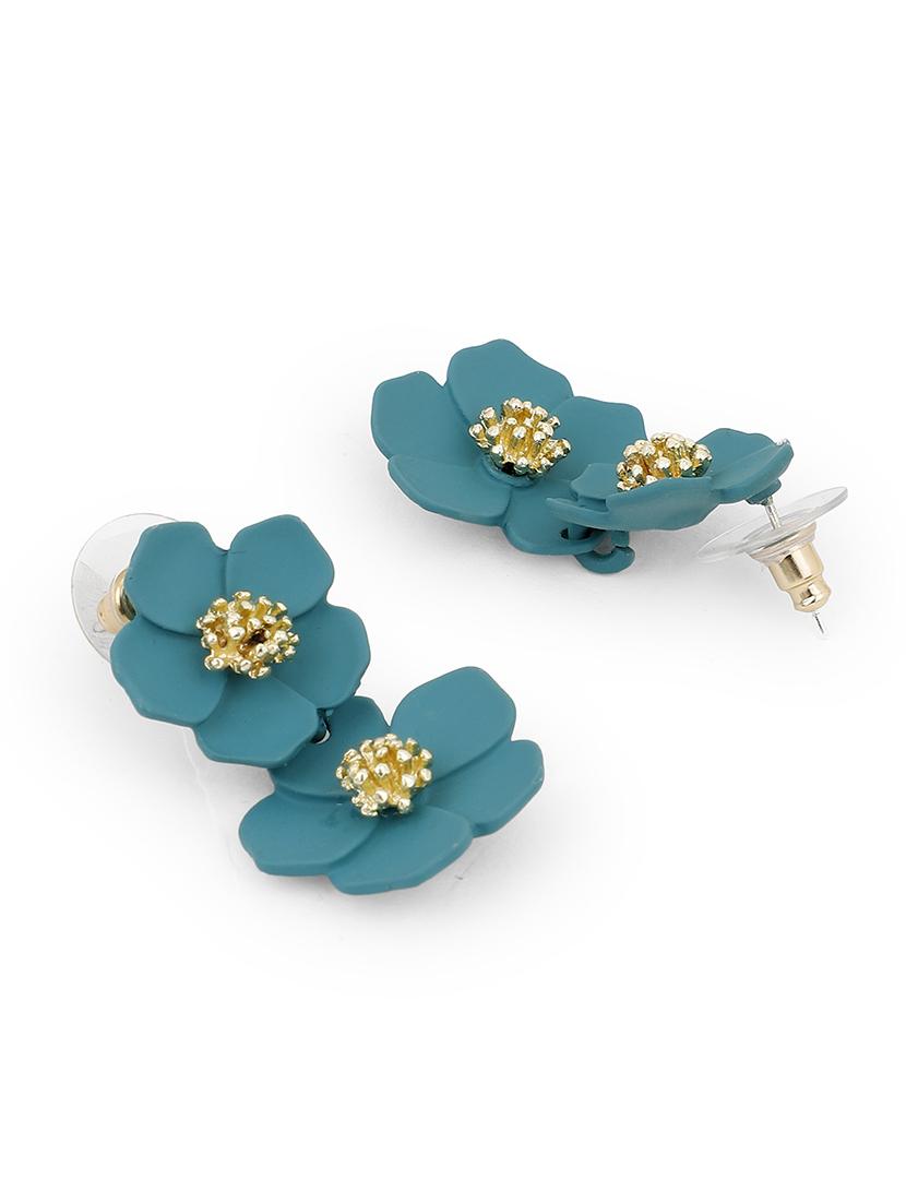 green metal drop earring - 17624391 - Zoom Image - 3