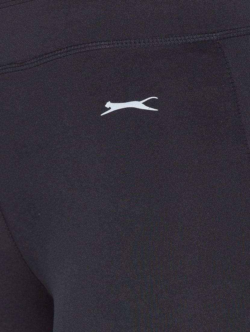 black solid sports capri - 17624505 - Zoom Image - 5