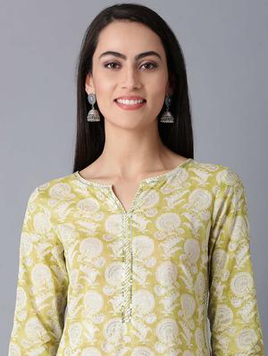 yellow cotton straight kurta - 17627194 - Standard Image - 5
