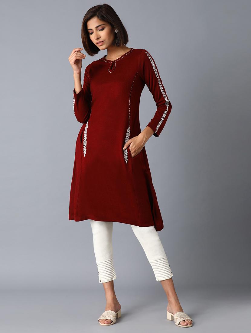 red viscose flared kurta - 17627373 - Zoom Image - 1