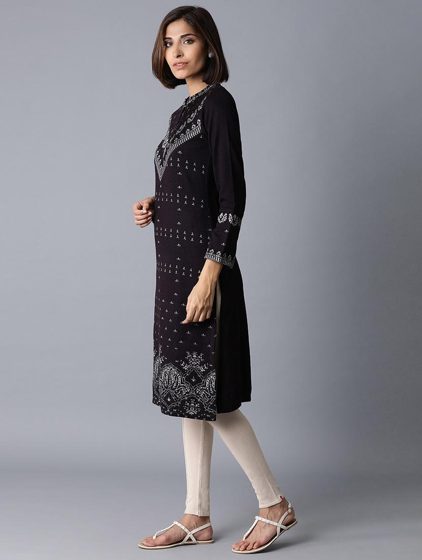 embroidered straight kurta - 17627388 - Zoom Image - 2