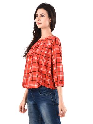 round neck checkered top - 17628758 - Standard Image - 2